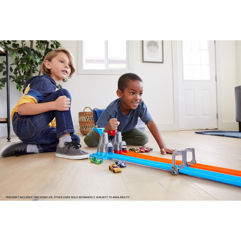 HOT WHEELS Two-Track Looping Race Track - 5Y+
