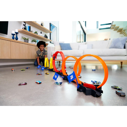 Hot Wheels Action Loop Cyclone Challenge Track Set - 4Y+