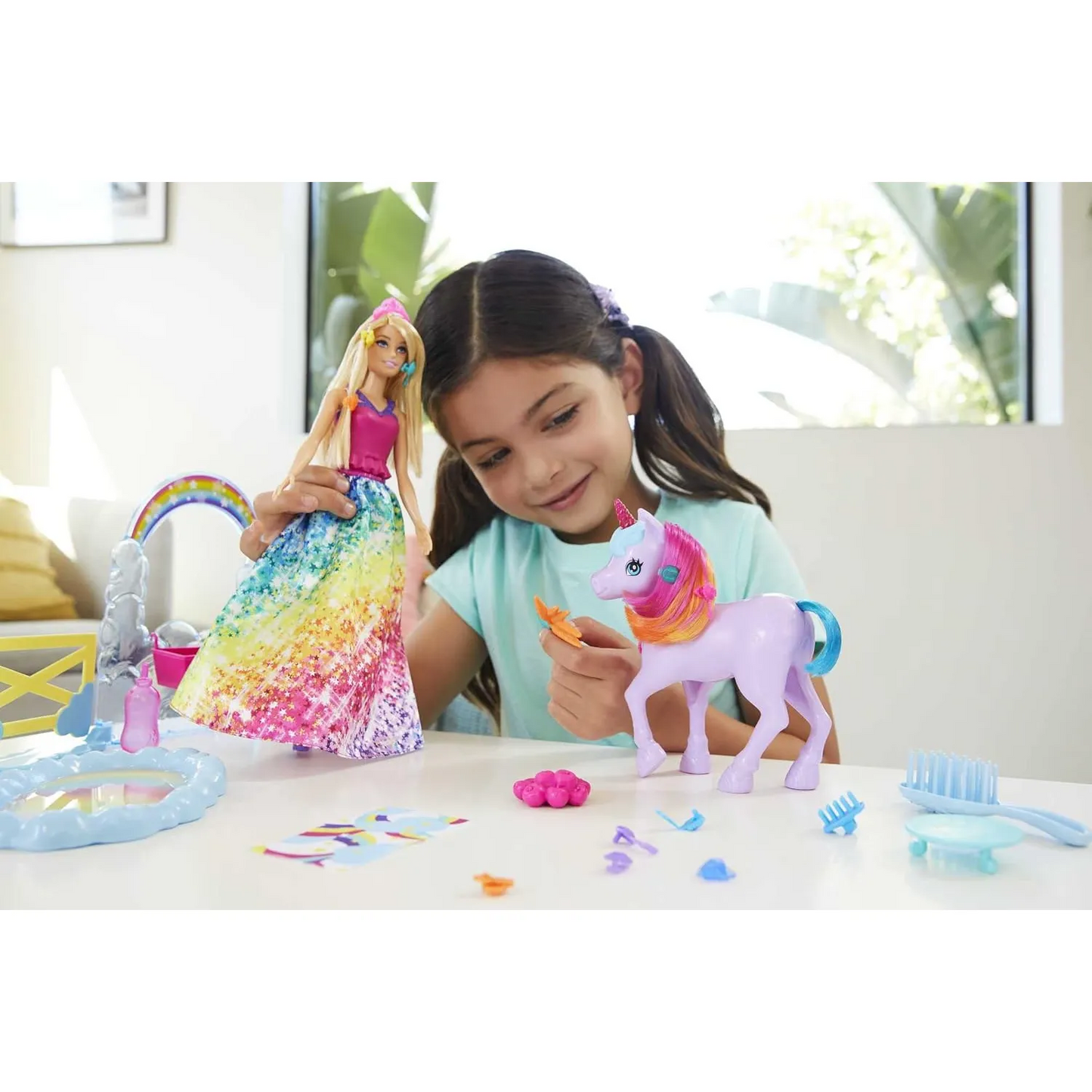 Barbie Dreamtopia Playset with Barbie® Doll, Pet Unicorn & Color Change Potty - 3Y+