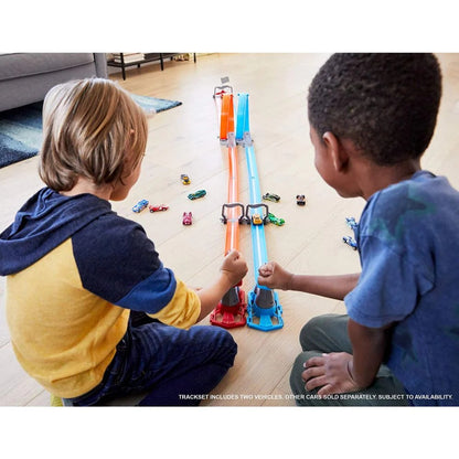 HOT WHEELS Two-Track Looping Race Track - 5Y+