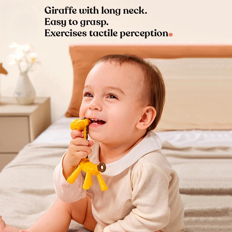 Giraffe Soothing Teether for Babies - BPA-Free Silicon - With protective case